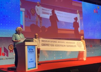 Kuzey Ormanları Savunması Türk Toraks Derneği’nin “Savunuculuk Ödülü”nü aldı.