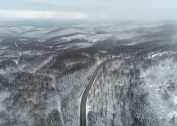 Kuzey Ormanları’nın Istranca Dağları mevkileri beyaza büründü