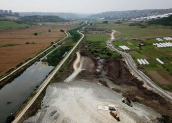 “İstanbul’u kuzeye doğru büyütürsek Kuzey Ormanları’nı ve tarım alanlarını tümüyle kaybedeceğiz”