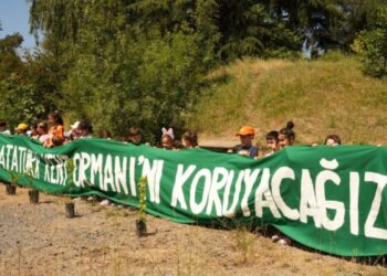 Atatürk Kent Ormanı Gönüllüleri: “Son beton parçası sökülene dek buradayız!”