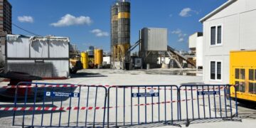 İstanbul’un ortasında kaçak beton santrali