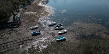 Sapanca Gölü bilinçsiz kullanım sebebiyle 17 metre çekildi