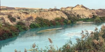Ergene Nehri sanayi saldırısı altında rengarenk akıyor