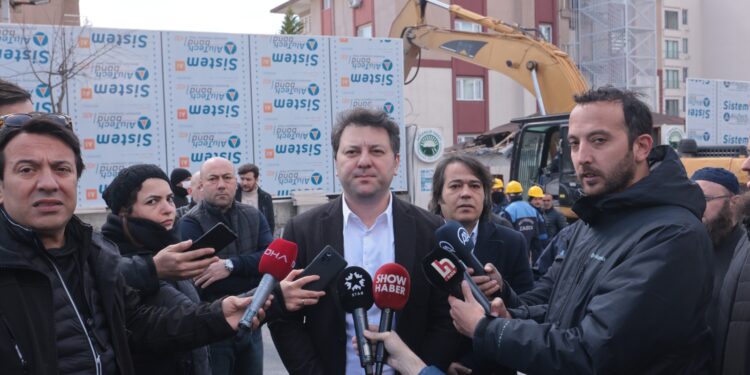 İBB Genel Sekreter Yardımcısı Gürkan Akgün 1.4 trilyonluk inşaat yağması rantını ortaya çıkardı, şimdi ise Silivri’de tutuklu…